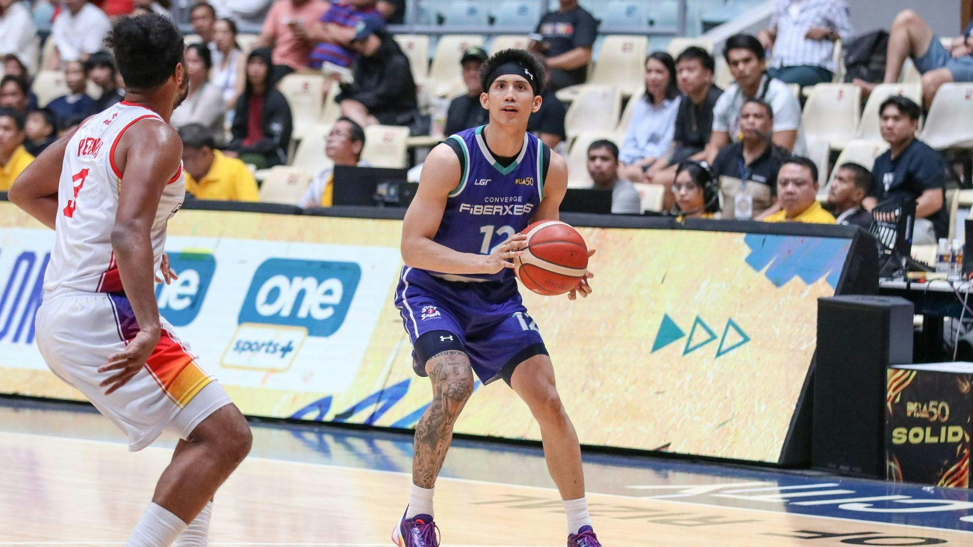 Alec Stockton, Converge out to sustain hot streak vs San Miguel PBA Philippine Cup